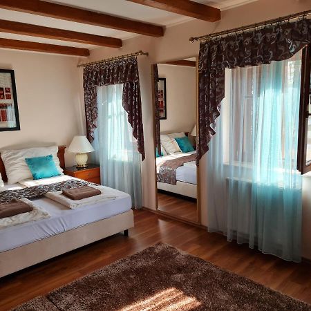 Szabolcs Toroes Panzio B&B 외부 사진