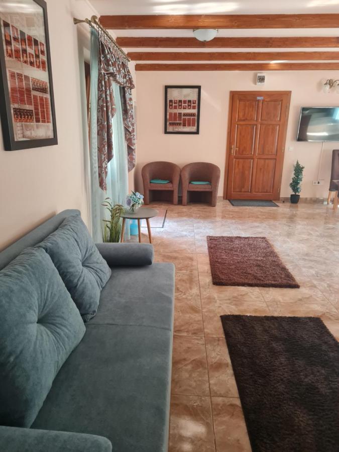 Szabolcs Toroes Panzio B&B 외부 사진